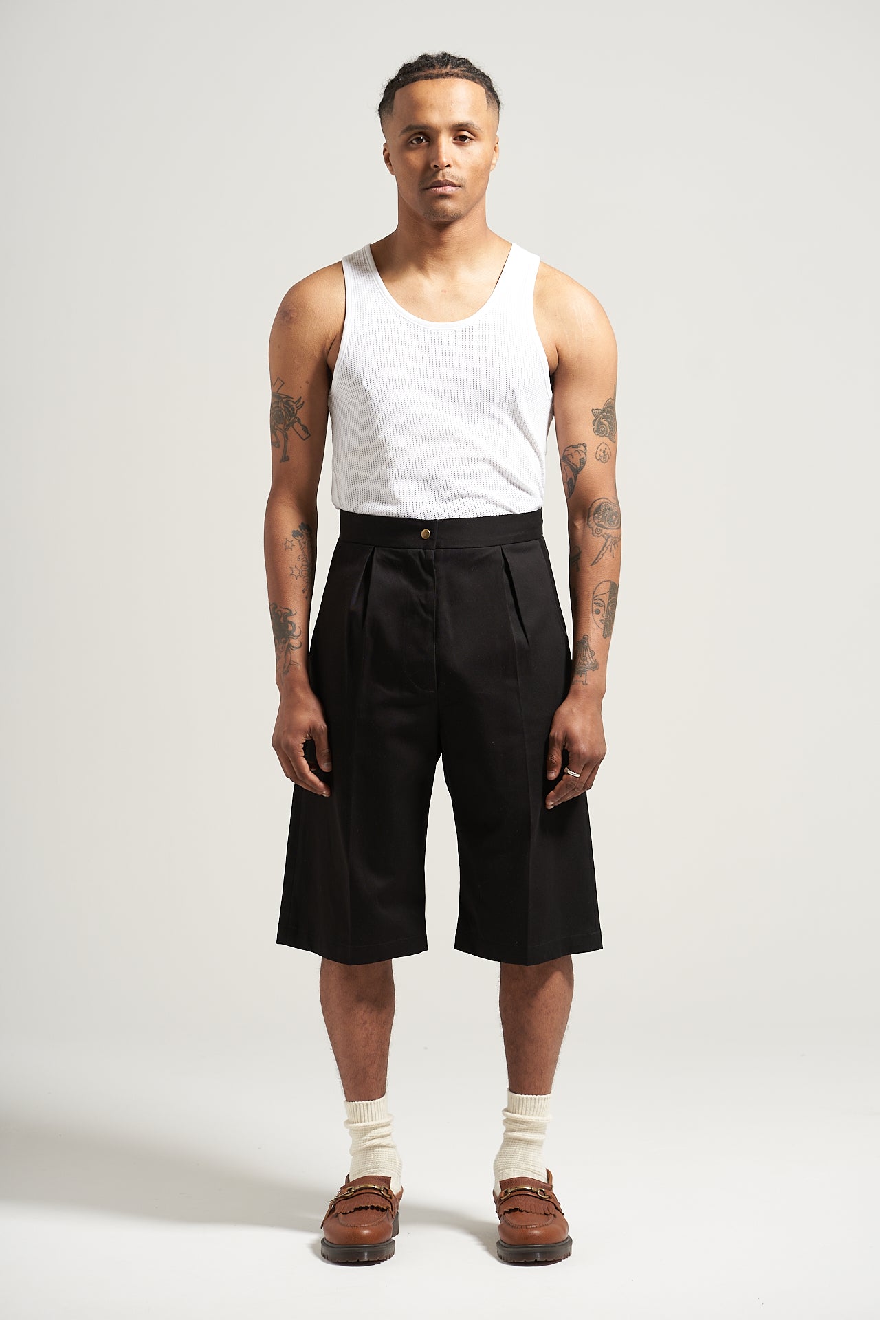 The Black Box Pleat Short