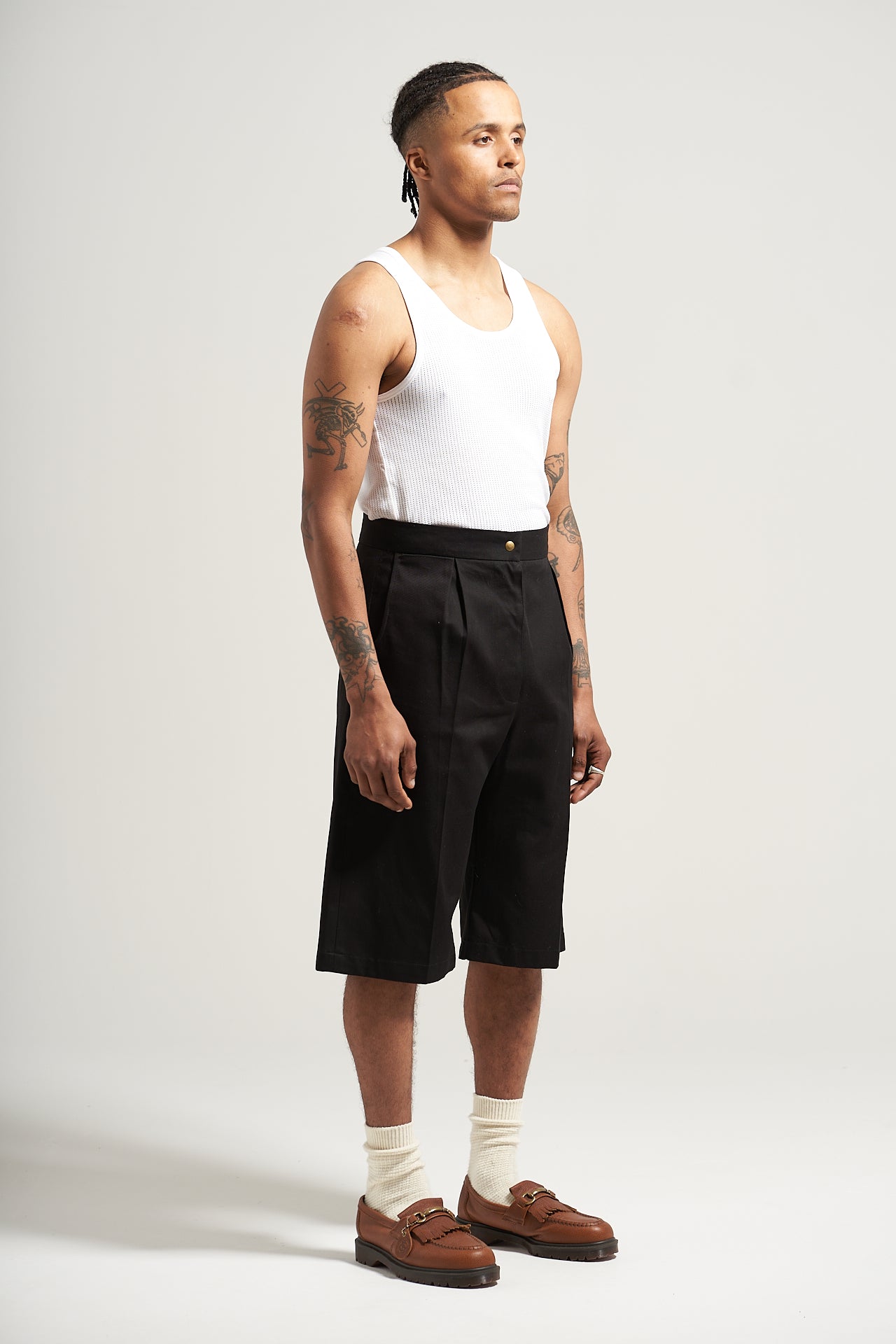 The Black Box Pleat Short
