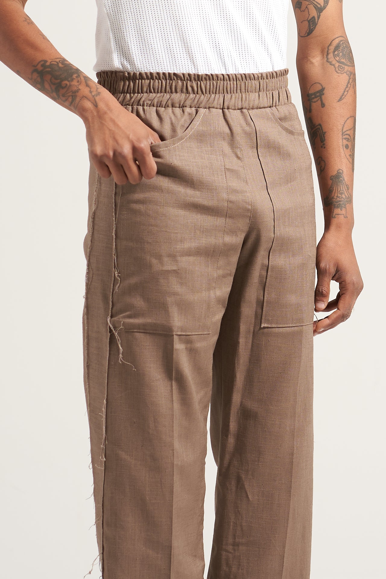 The Walnut Linen Fatigue Pant