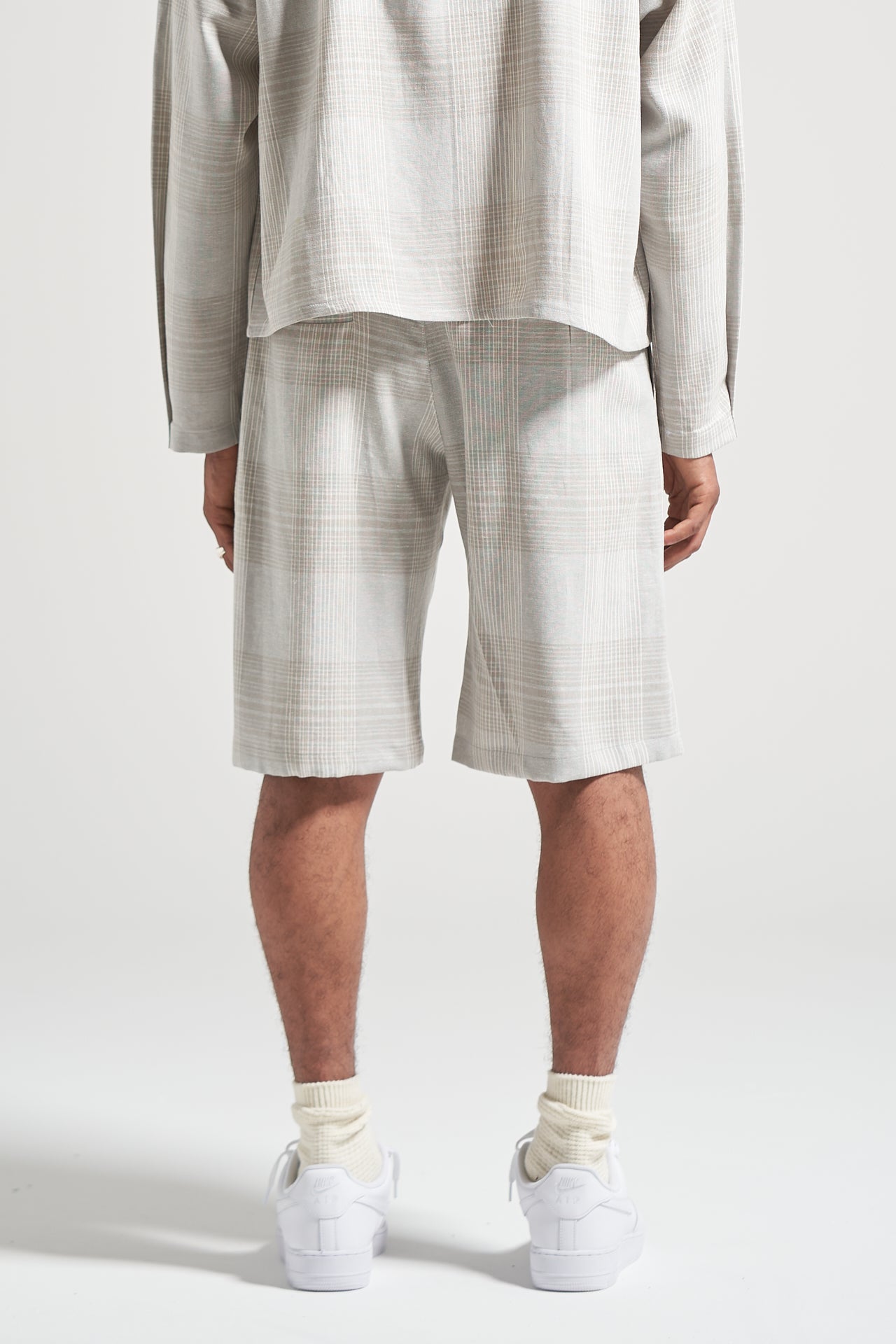 The Ghost Linen Box Short