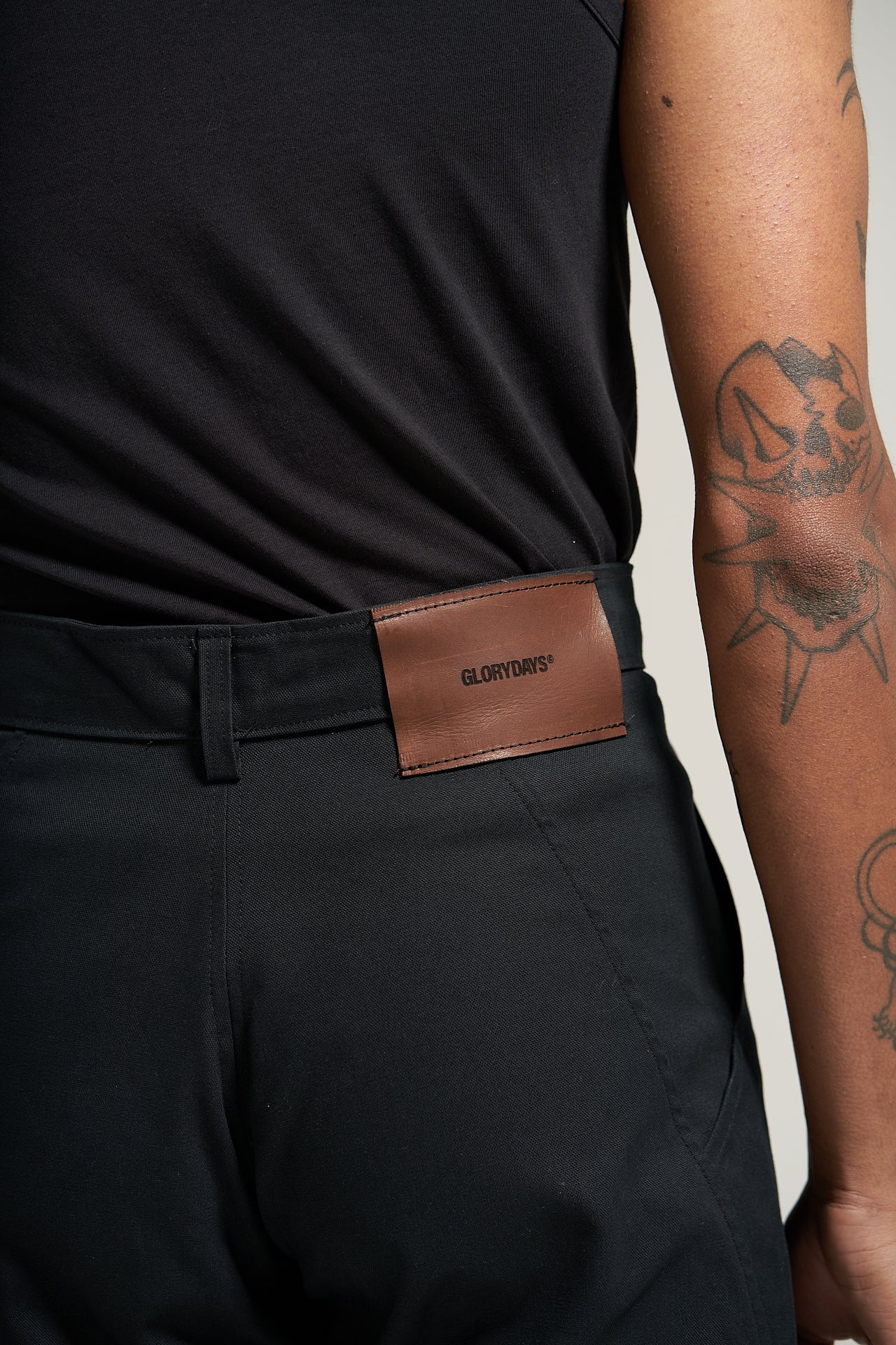 The Dull Black Geo-Cargo