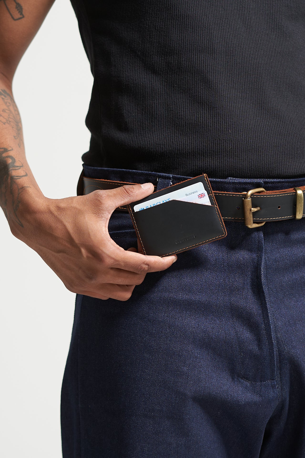 The Black/Biscuit Cardholder