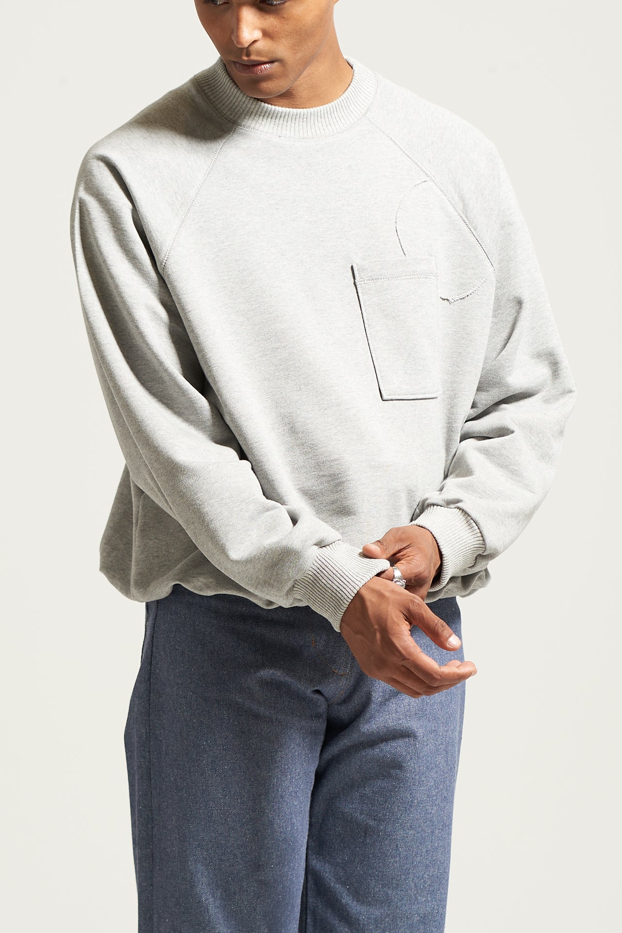 The Heather MW Raglan Crewneck