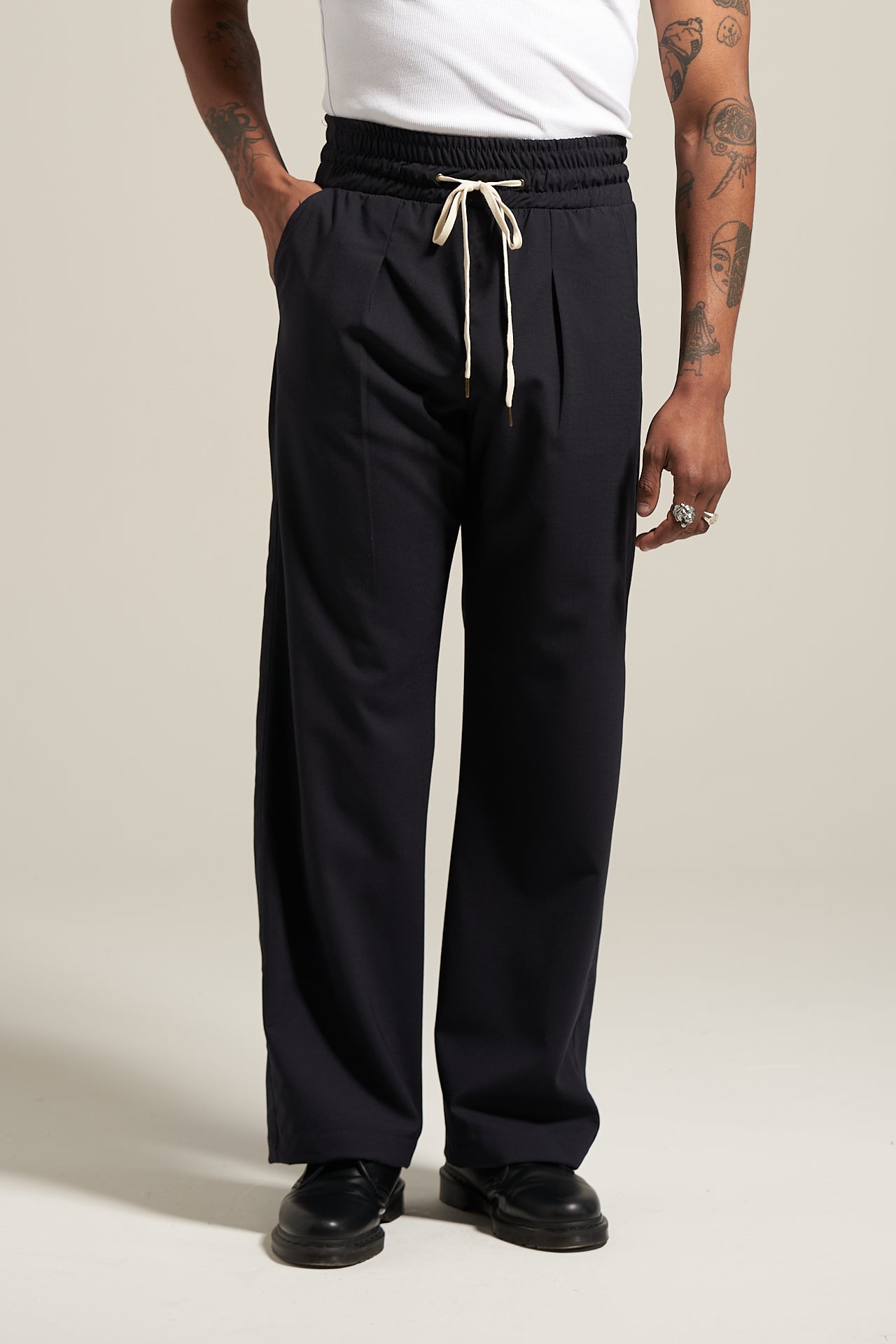 The French Navy Flow Pant