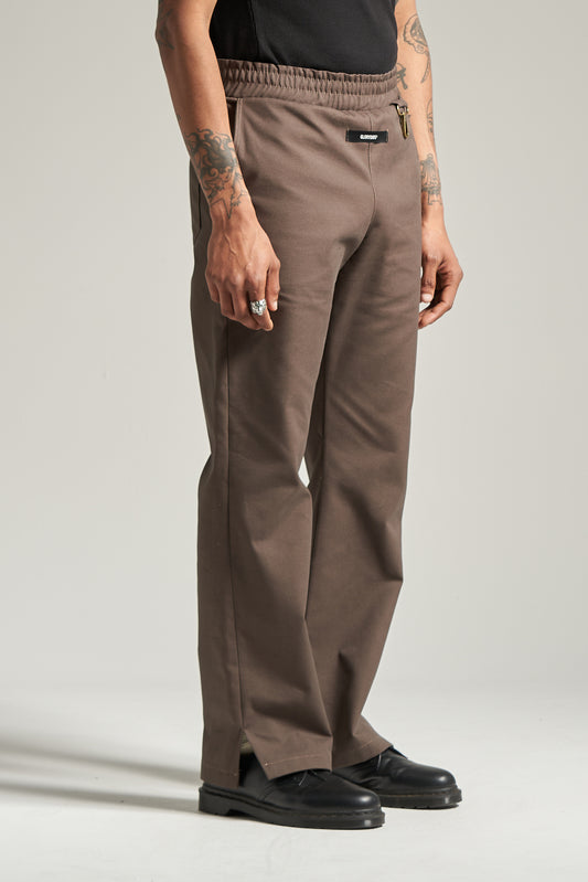 The Umber Canvas Split Pant