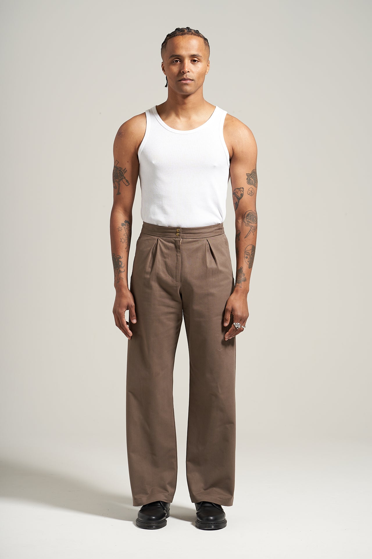 The V2 Tan Pleated Trouser